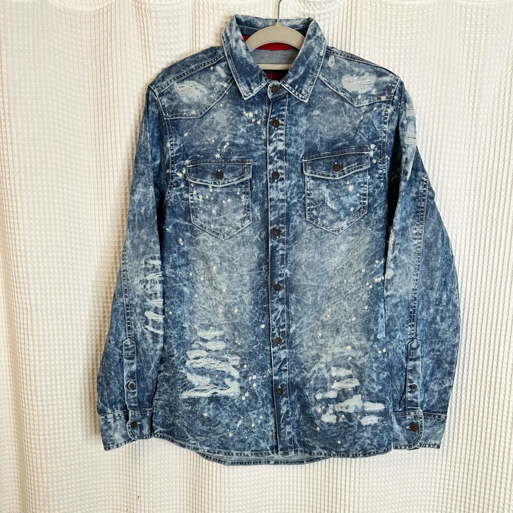SALE ‼️Men’s Blue Distressed Denim Button-Up Shirt Size Md